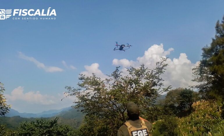 Con drones buscan a familia desaparecida en Chilapa de Álvarez