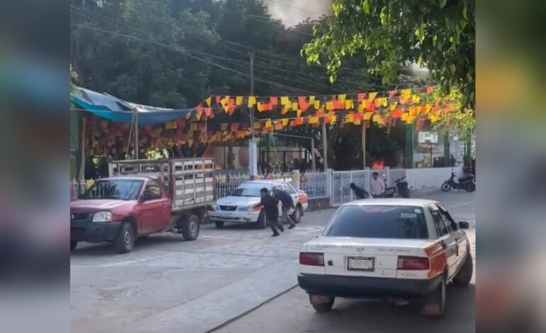 Capturan y queman a dos presuntos delincuentes en Olinalá