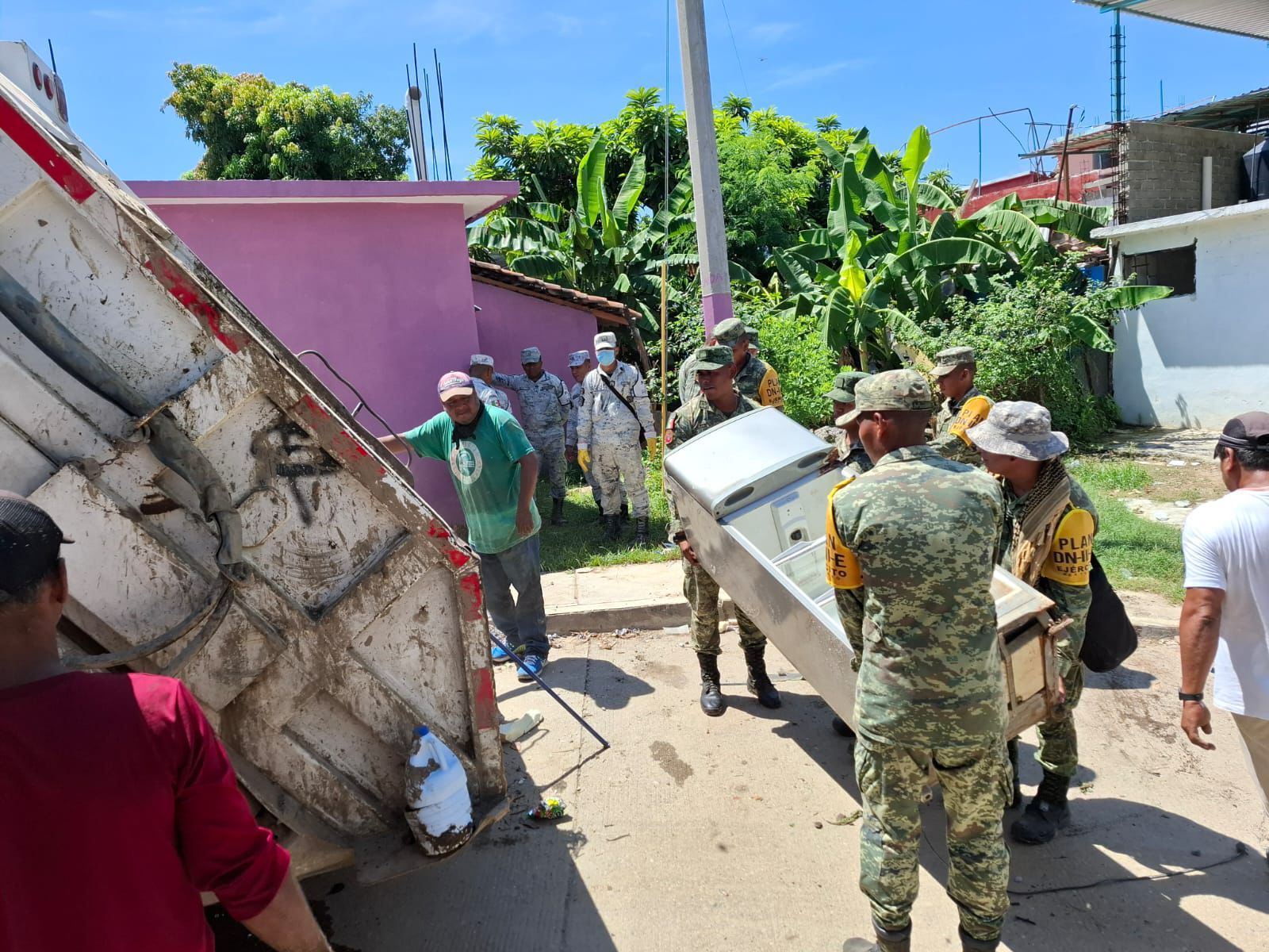 Realiza la Secretaría de Salud en Guerrero eliminación masiva de criaderos para prevenir el dengue en Acapulco