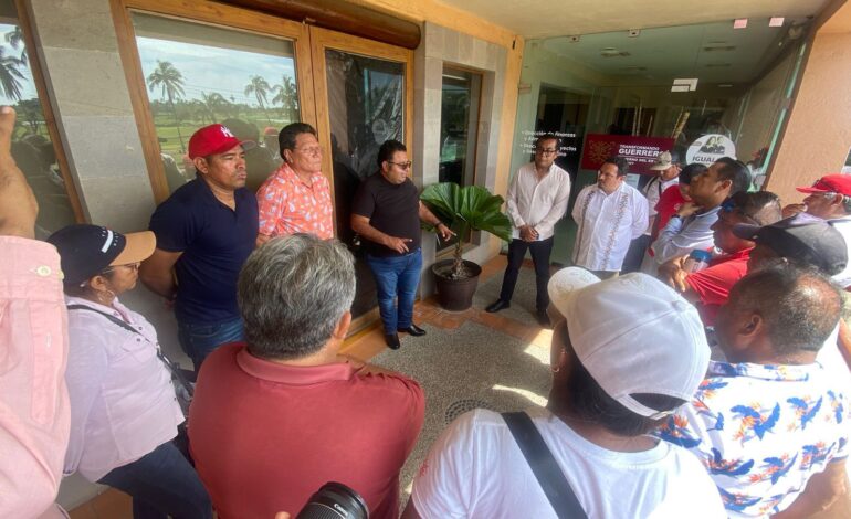 Intervención del Gobierno del estado permitió levantar el bloqueo que mantenían prestadores de servicios turísticos en la avenida Costera de Acapulco