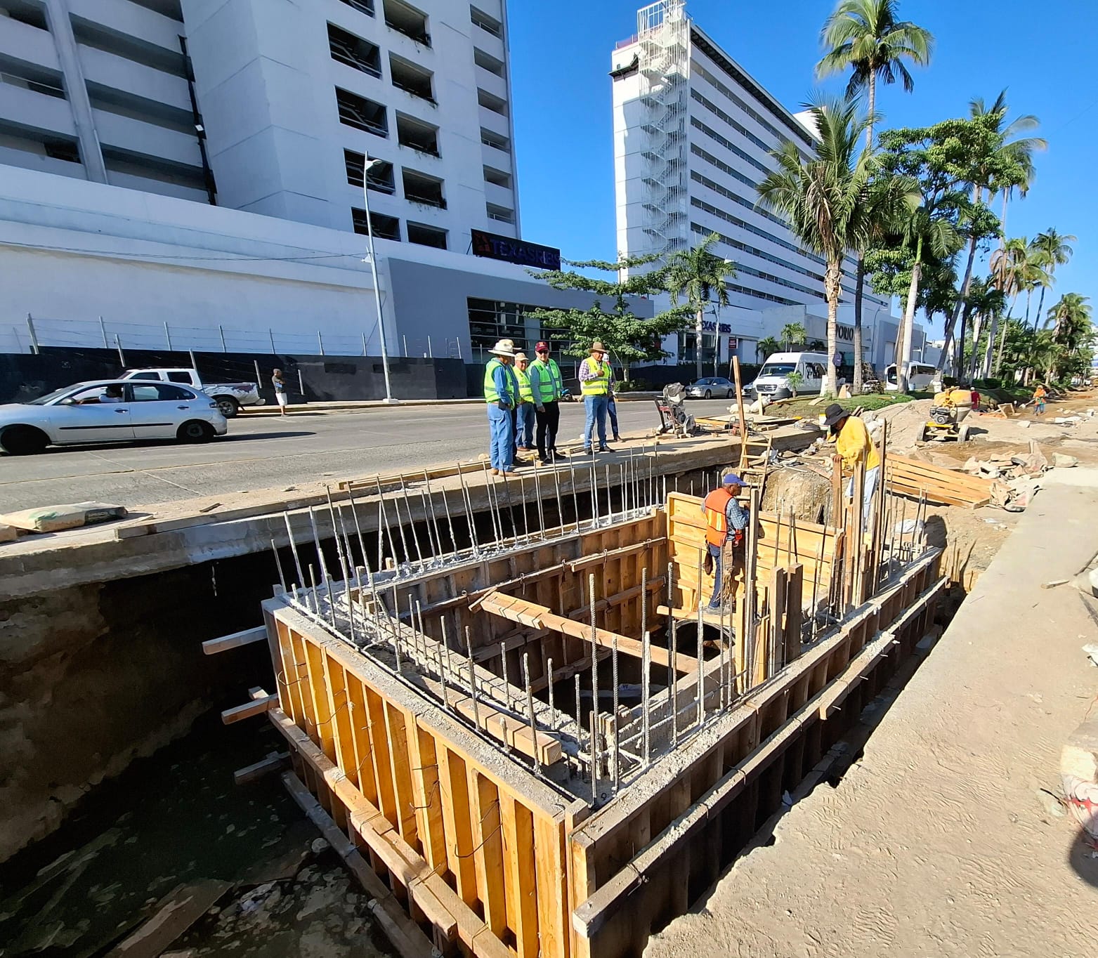 Avanzan obras del colector sanitario Papagayo en Acapulco; se abrirá a la circulación antes de las vacaciones