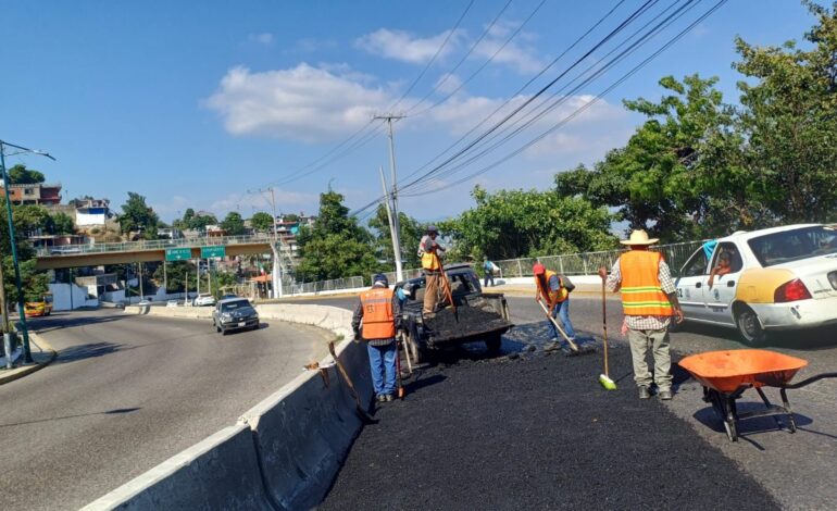 Mejora Gobierno de Abelina López Rodríguez calles de la ciudad previo a temporada vacacional