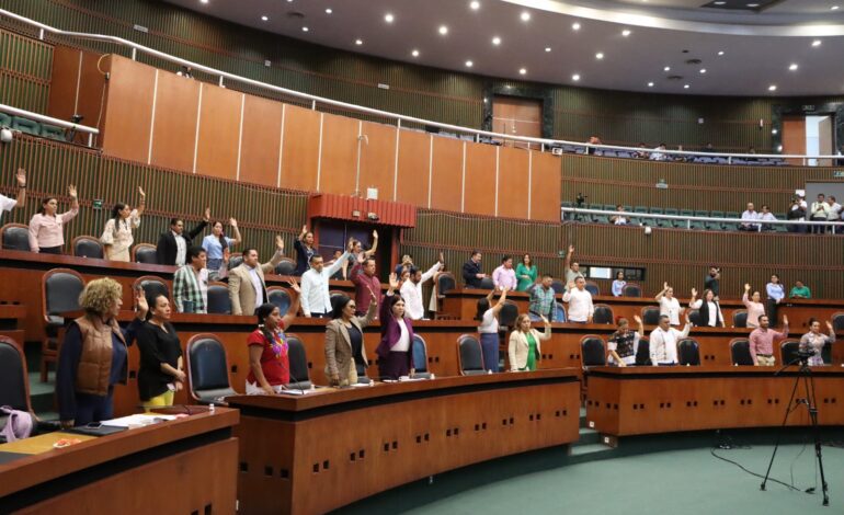 Aprueba el Congreso calendario de comparecencias para la Glosa del Tercer Informe de Gobierno