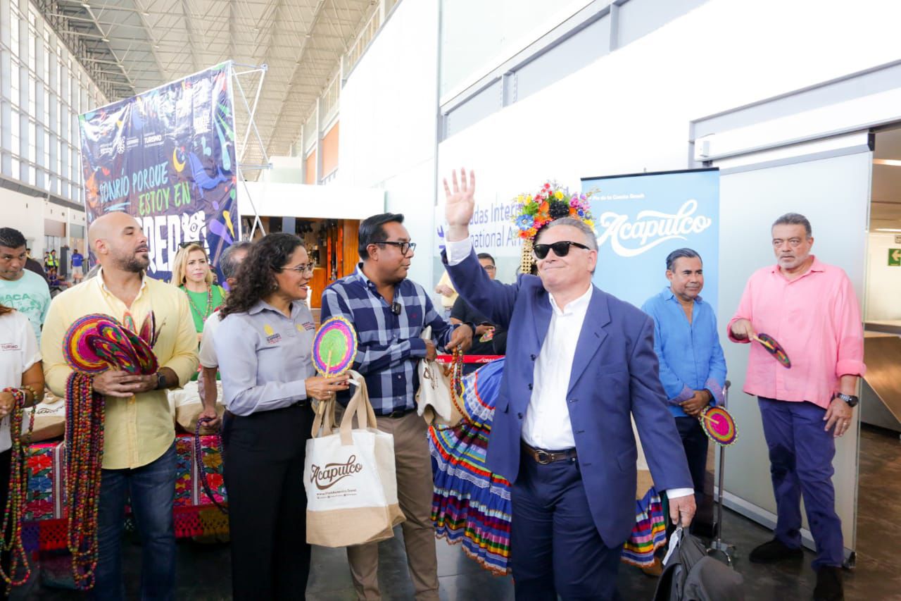 Aunque alerta de Estados Unidos se mantiene para viajar a Guerrero, llega primer vuelo internacional de la temporada Invierno 2024