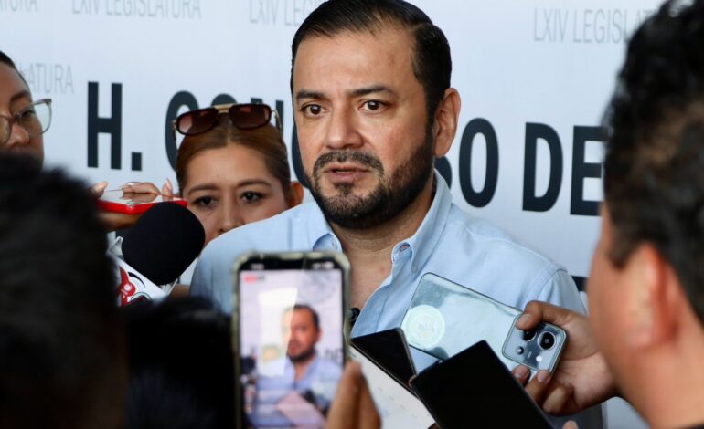 Jesús Urióstegui y la 64 legislatura