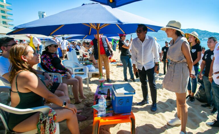 Constatan Sectur Federal y Gobierno de Guerrero estancia de turismo en Acapulco