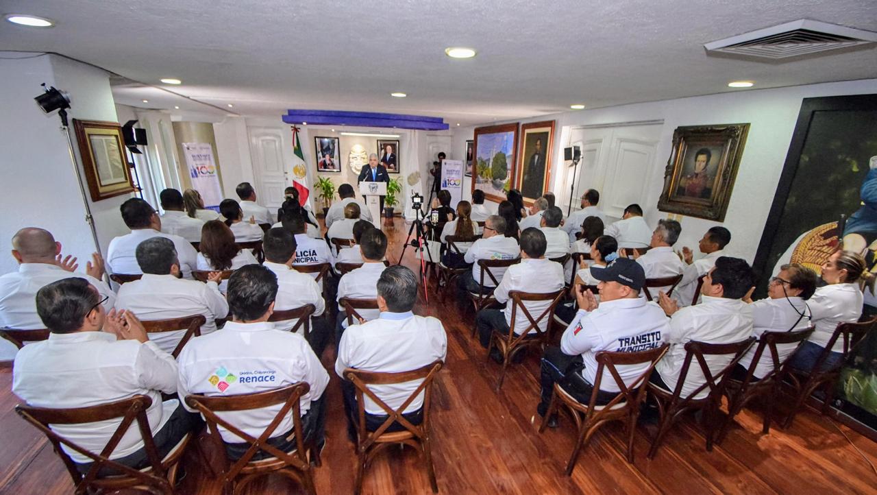 Gustavo Alarcón Herrera presenta informe de 100 días destacando manejo transparente y sin endeudamiento