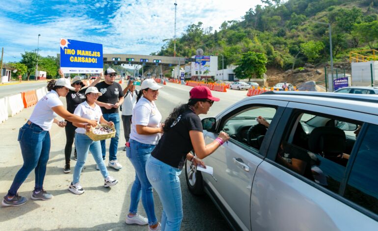 Sectur Guerrero encabeza campaña de agradecimiento al turista; celebran la alta afluencia de visitantes en esta temporada de fin de año