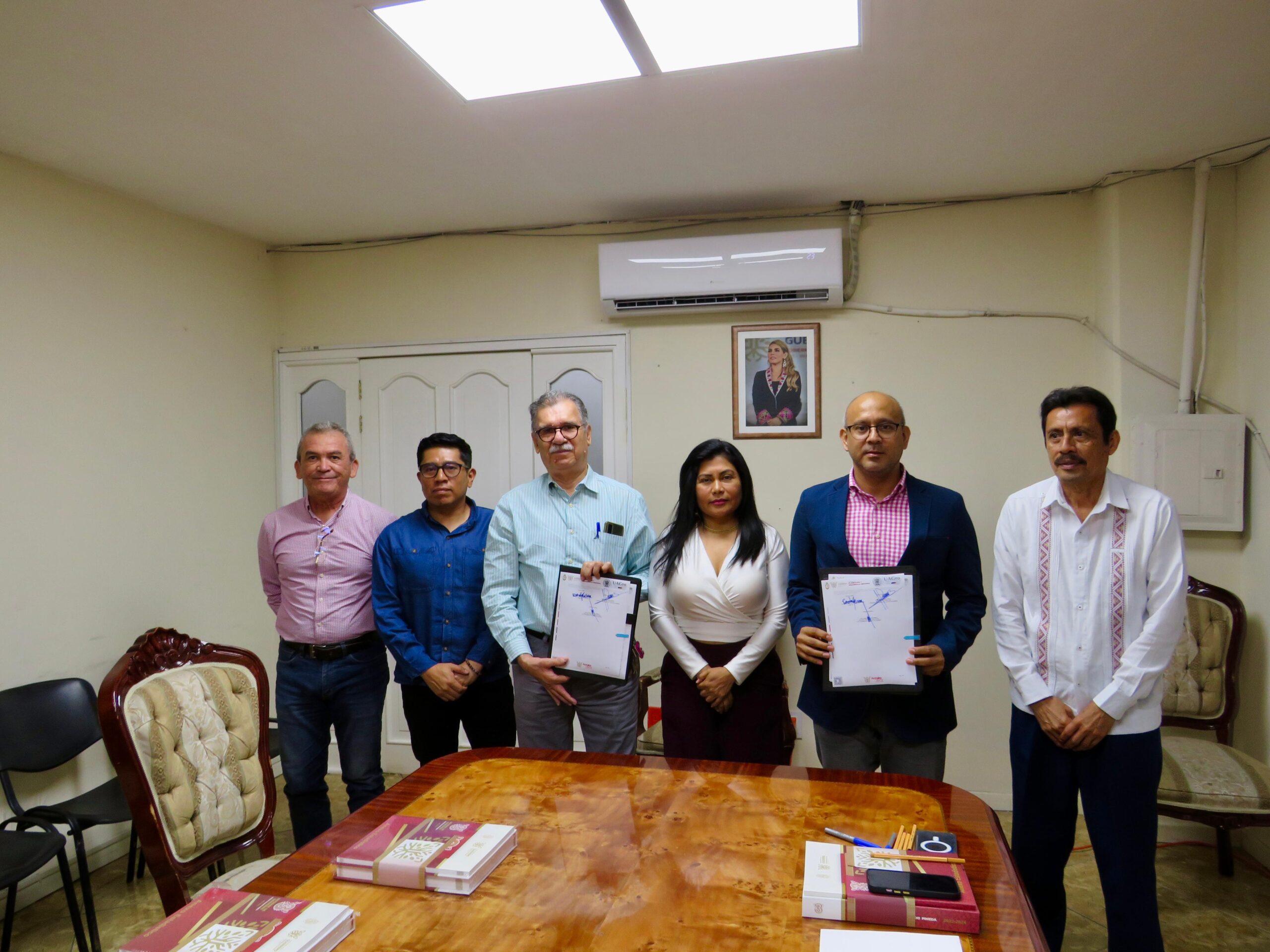 Firman convenio de colaboración la Secretaría de Planeación y Desarrollo Regional y el CIPES de la UAGro