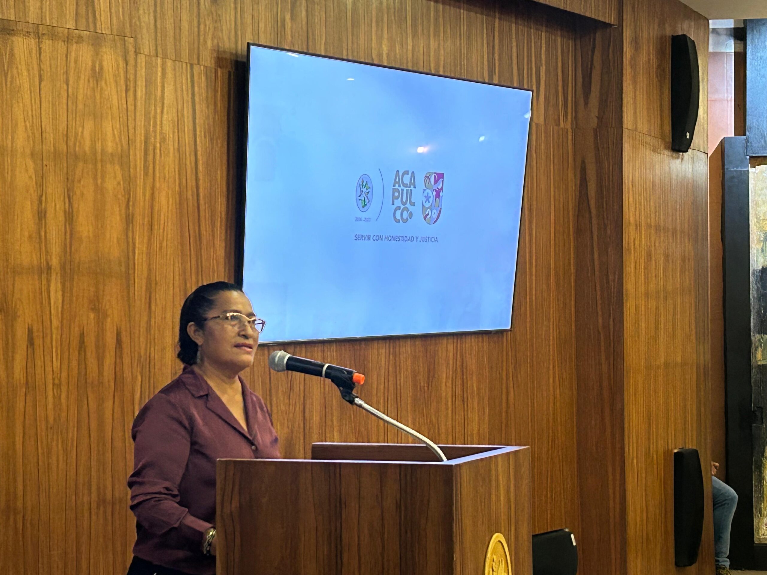Con Claudia Sheinbaum pone en «la palestra de que las mujeres podemos, de que no es cuestión de sexo, es cuestión de sesos, entonces sabemos gobernar bien»: Abelina López