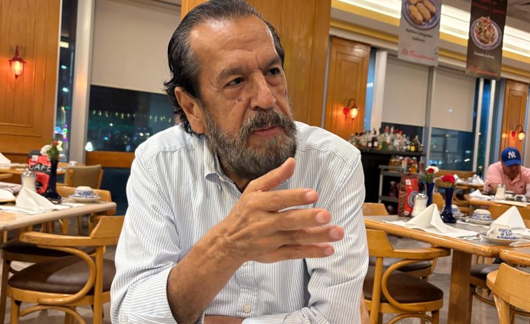 Además de alzar la mano para el 2027 por Morena, el exgobernador Rogelio Ortega aclara motivos de reuniones de grupo identificado con Sheinbaum