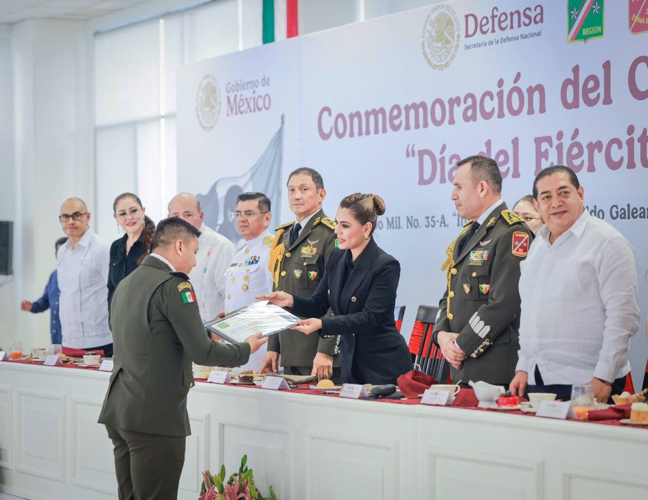 Evelyn Salgado conmemora el 112 Aniversario del Ejército Mexicano