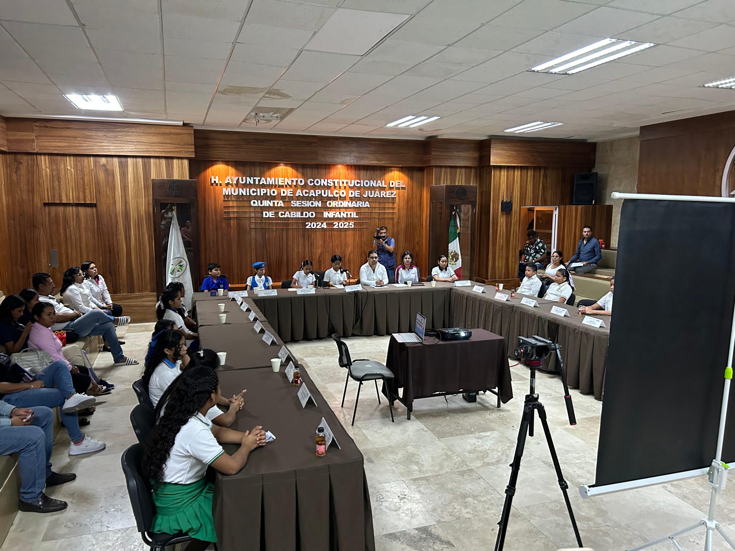 Desarrolla Gobierno de Acapulco Quinta Sesión Ordinaria del Cabildo Infantil