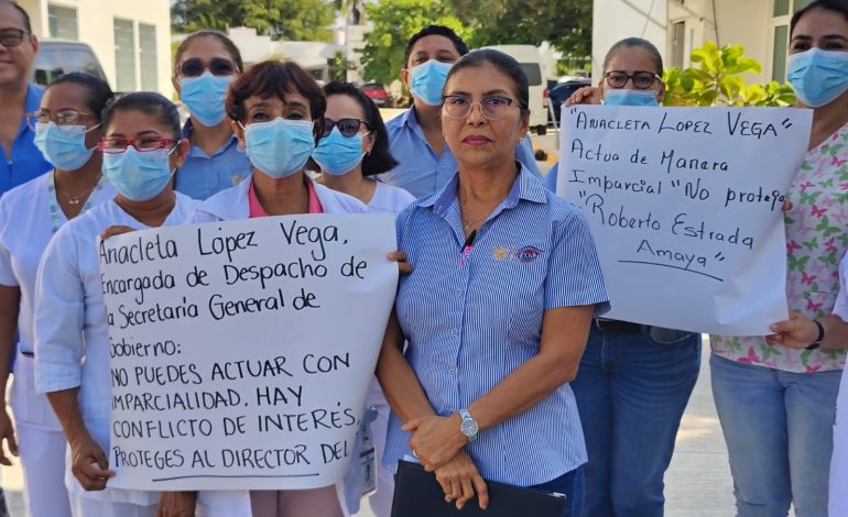 Sindicalizados de Oftalmología acusan a la encargada de despacho de la Secretaría de Gobierno del estado de no solucionar conflicto