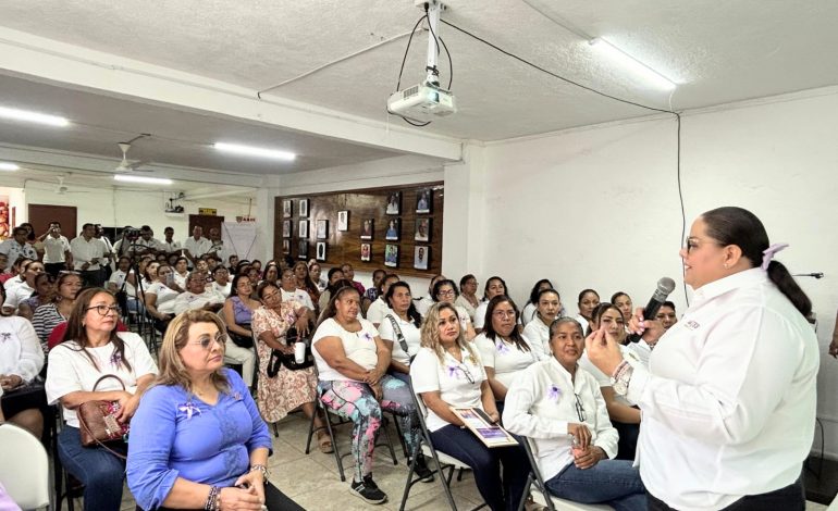 Promueve Gobierno de Abelina López Rodríguez la equidad de género entre las y los trabajadores