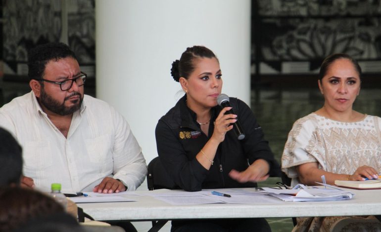 Evelyn Salgado atiende demandas de alcaldes y comisarios con diálogo y acuerdos en favor del pueblo