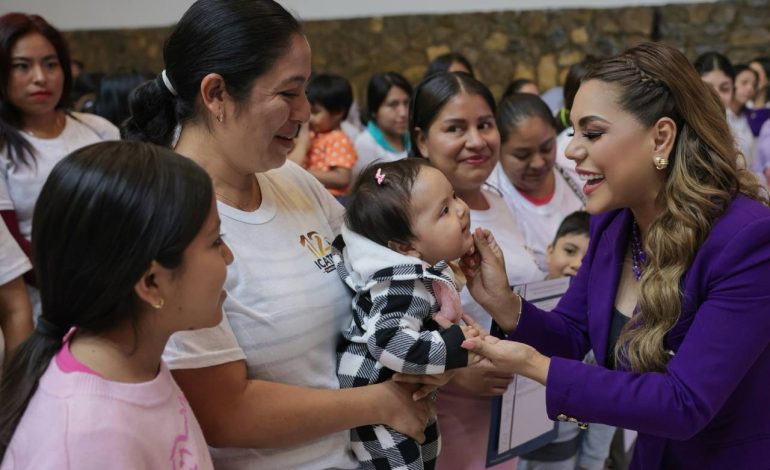 Las mujeres son el corazón de la transformación en Guerrero: Evelyn Salgado