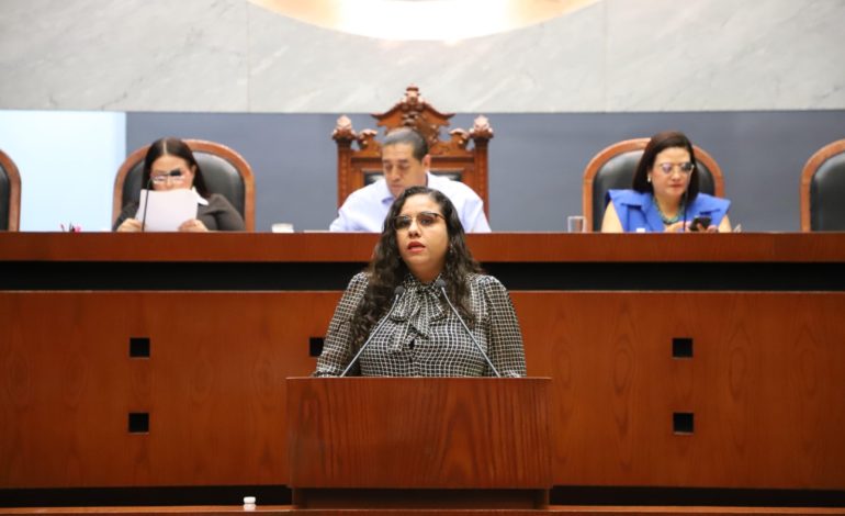 Diputada propone que dependencias federales y estatales rescaten la laguna de Mitla