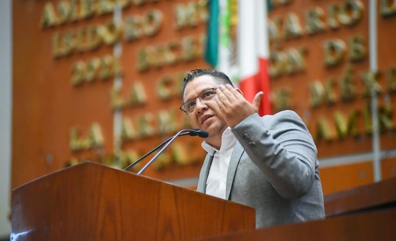 Analiza el Congreso exhorto para reubicación de familias afectadas por deslizamiento de ladera en Chilpancingo