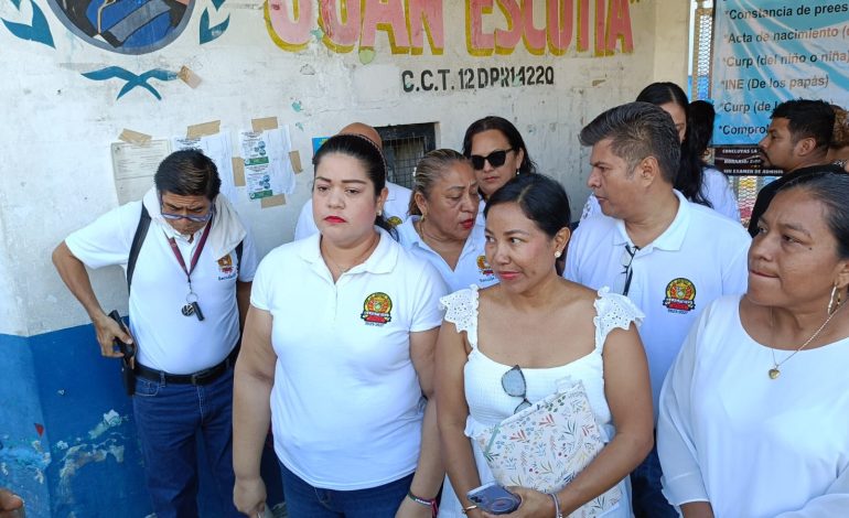 Acusan a la profesora Rosario Merlín de usurpar funciones en la escuela Club de Leones; ella refuta que no permitirá faltas administrativas