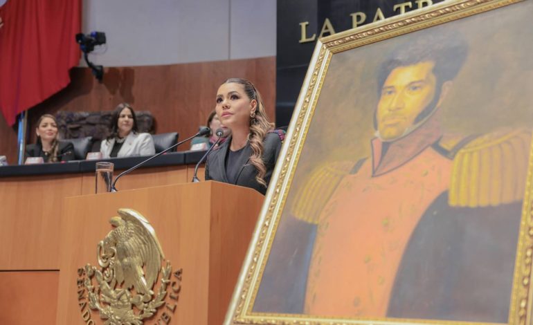«Alto honor el llamarnos guerrerenses»: Evelyn Salgado rinde homenaje a Vicente Guerrero en Senador de la República