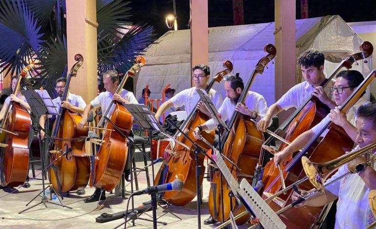 Ofrece la Orquesta Filarmónica de Acapulco Concierto Especial en Tecpan de Galeana