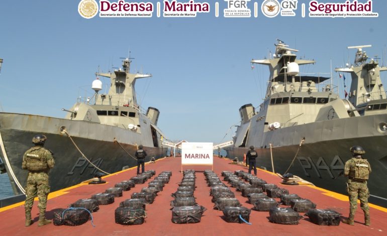 Decomisan 4.2 toneladas de presunta cocaína en costas de Guerrero
