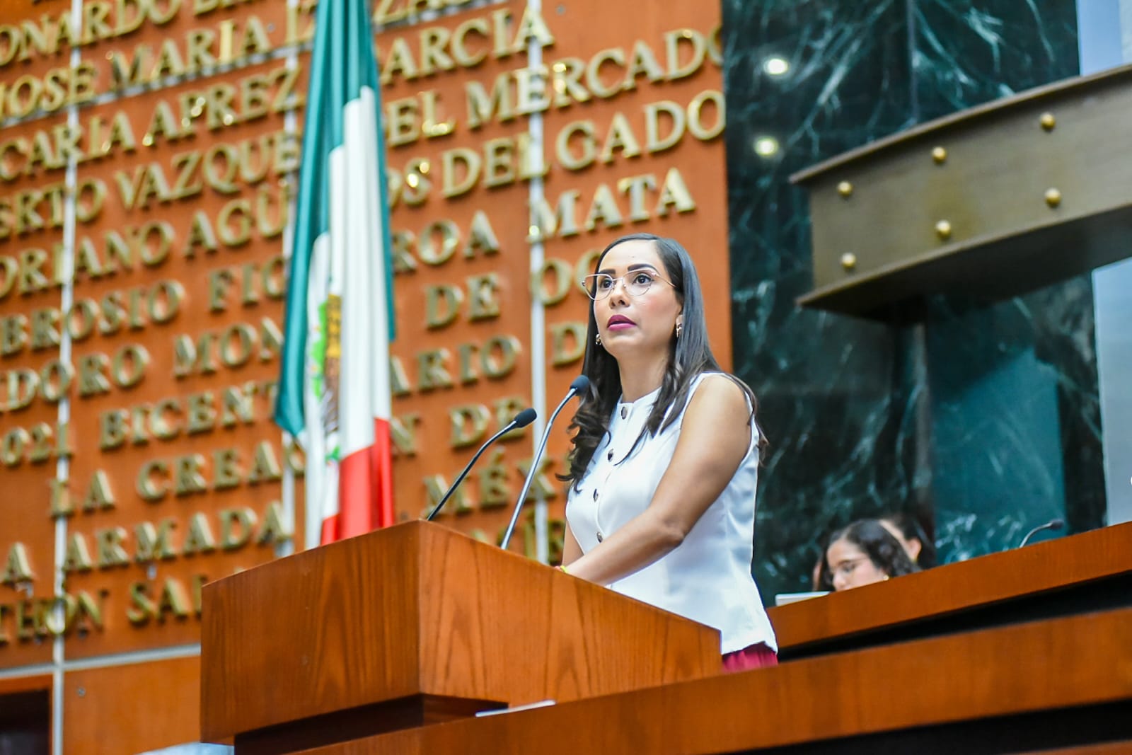 Propone diputada fortalecer marco jurídico contra violencia familiar