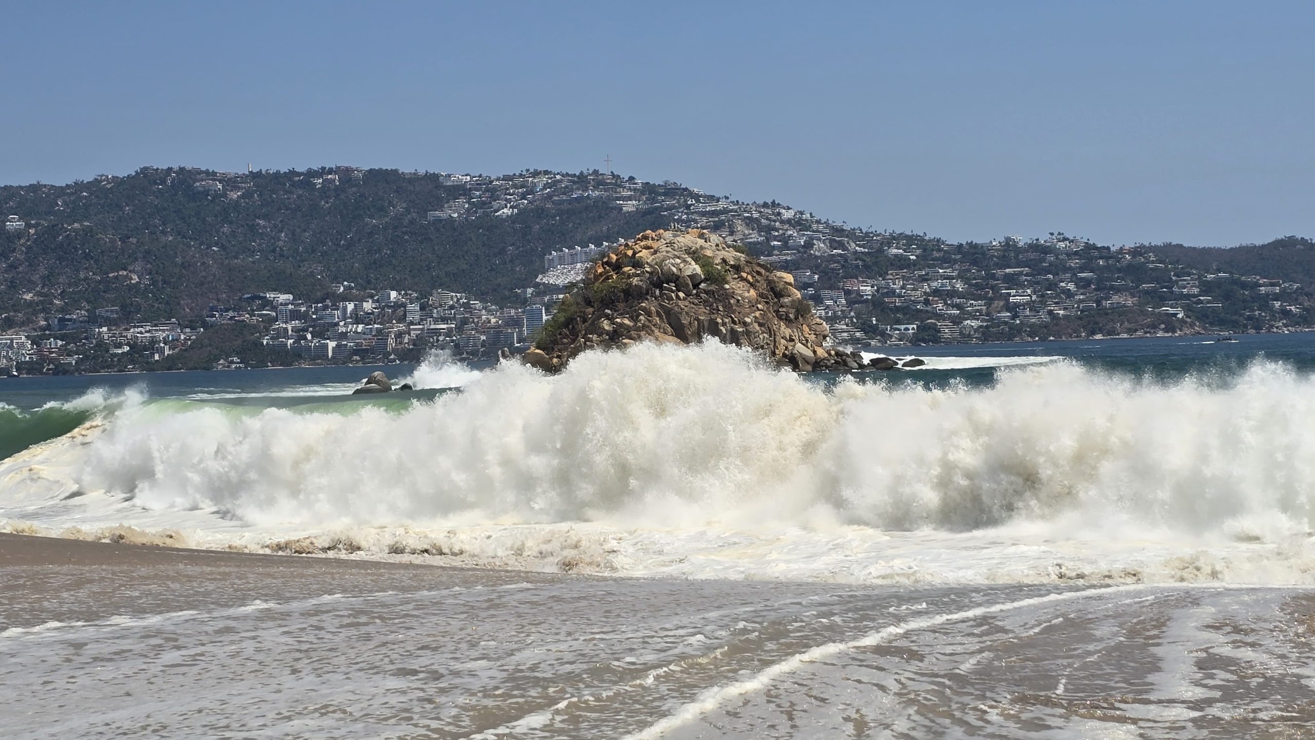 Prevalecerá mar de fondo hasta el próximo lunes:  Protección Civil