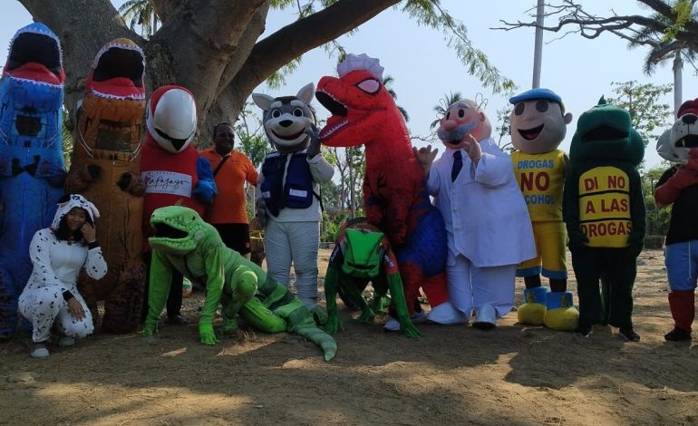 Entusiasmo y diversión se vivió en la segunda carrera de botargas del parque Papagayo 2025