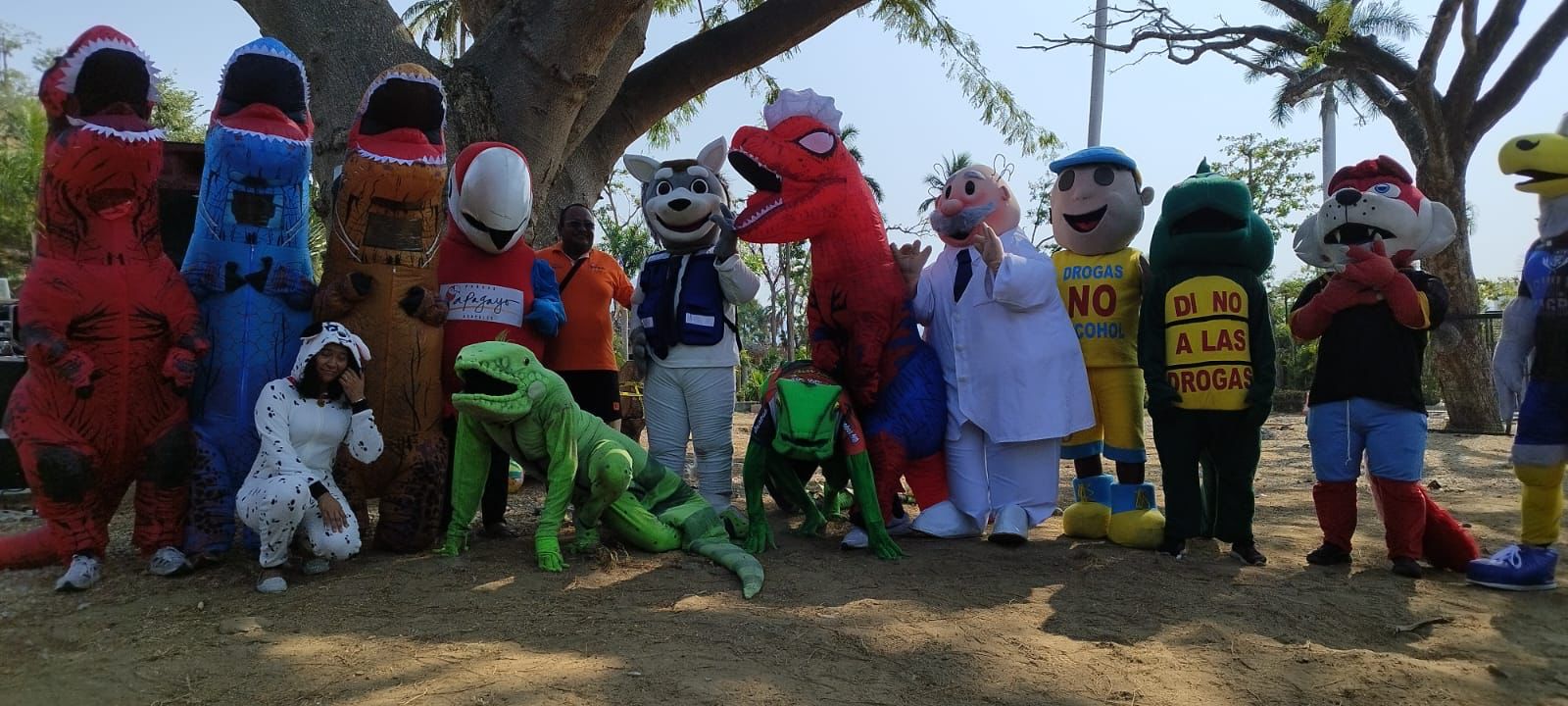 Entusiasmo y diversión se vivió en la segunda carrera de botargas del parque Papagayo 2025