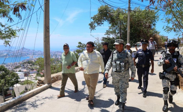 Refuerza gobierno del estado operativo interinstitucional para la prevención del delito en La Mira, Acapulco