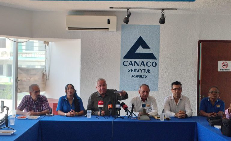 Pide Canaco a gobierno federal y de Guerrero evitar toma de pozos de la Capama por parte del «grupo subversivo» de estudiantes de Ayotzinapa