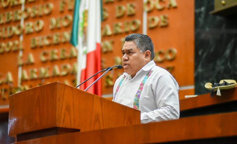 Diputado propone mayor impulso a ciencia y tecnología desde el Congreso