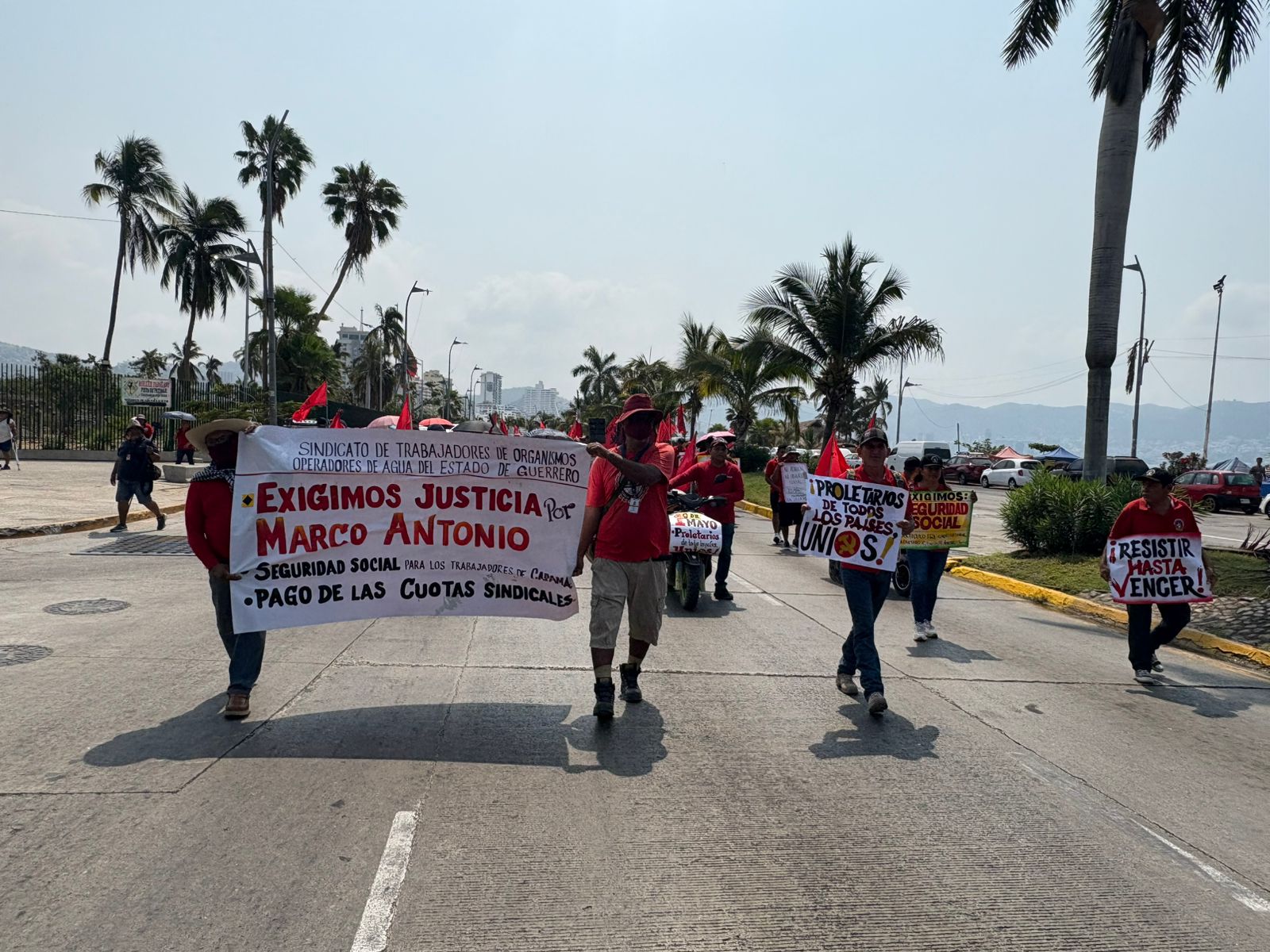 En el Día del Trabajo, sindicatos y civiles convocan a la unidad contra «neoliberalismo moderno»