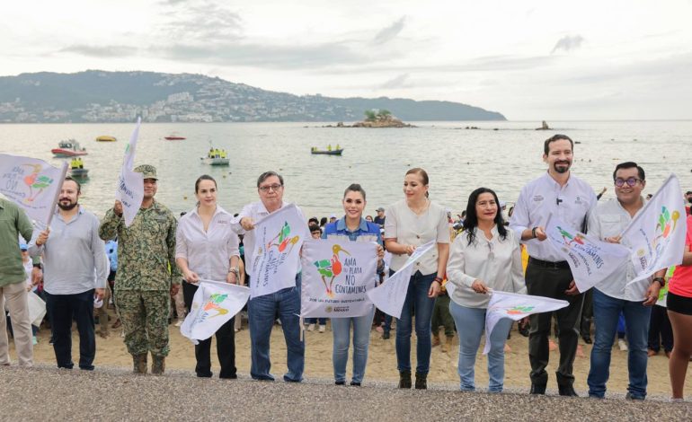 Encabeza Evelyn Salgado Pineda las actividades de la Estrategia Nacional de Limpieza y Conservación de Playas Costas de México