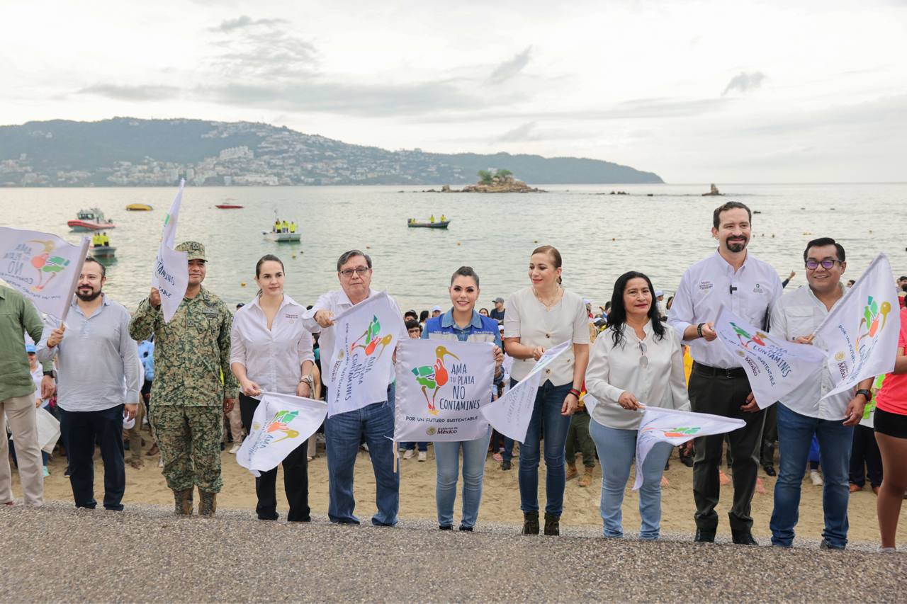 Encabeza Evelyn Salgado Pineda las actividades de la Estrategia Nacional de Limpieza y Conservación de Playas Costas de México