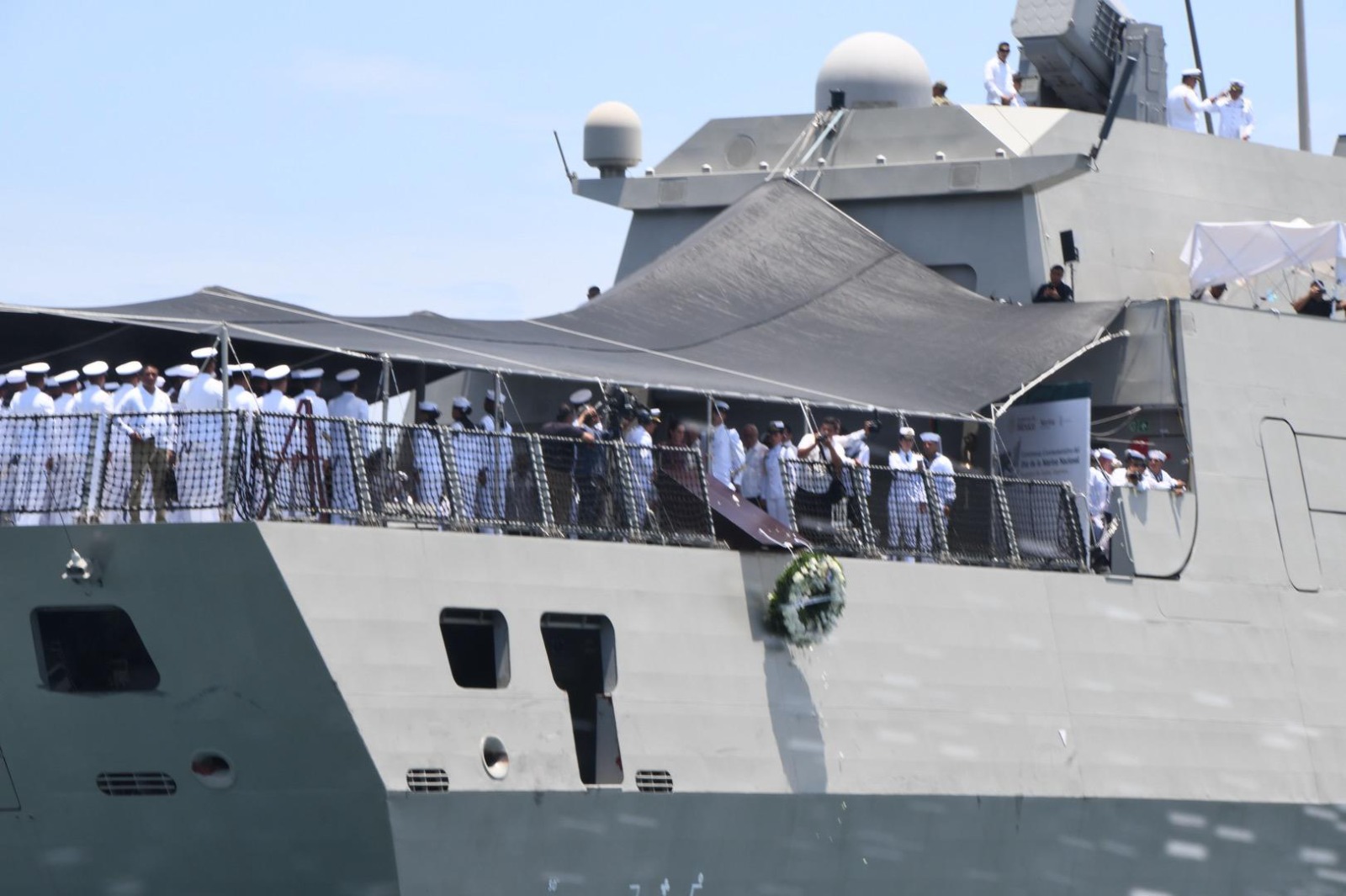 Por los 200 años de la Consolidación de la Independencia en la mar, se realiza Ceremonia del LXXXIII Aniversario del Día de la Marina Nacional