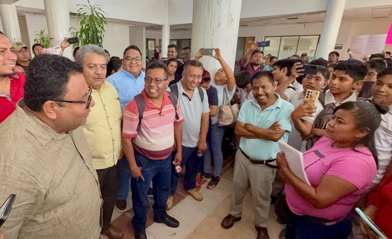 Gobierno del Estado de Guerrero cumple compromiso con la educación intercultural en La Montaña