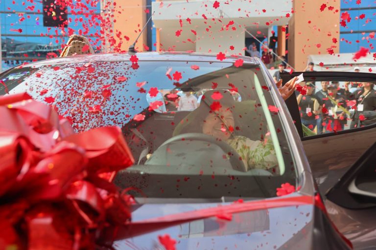 Celebra la gobernadora el Día de las Madres1